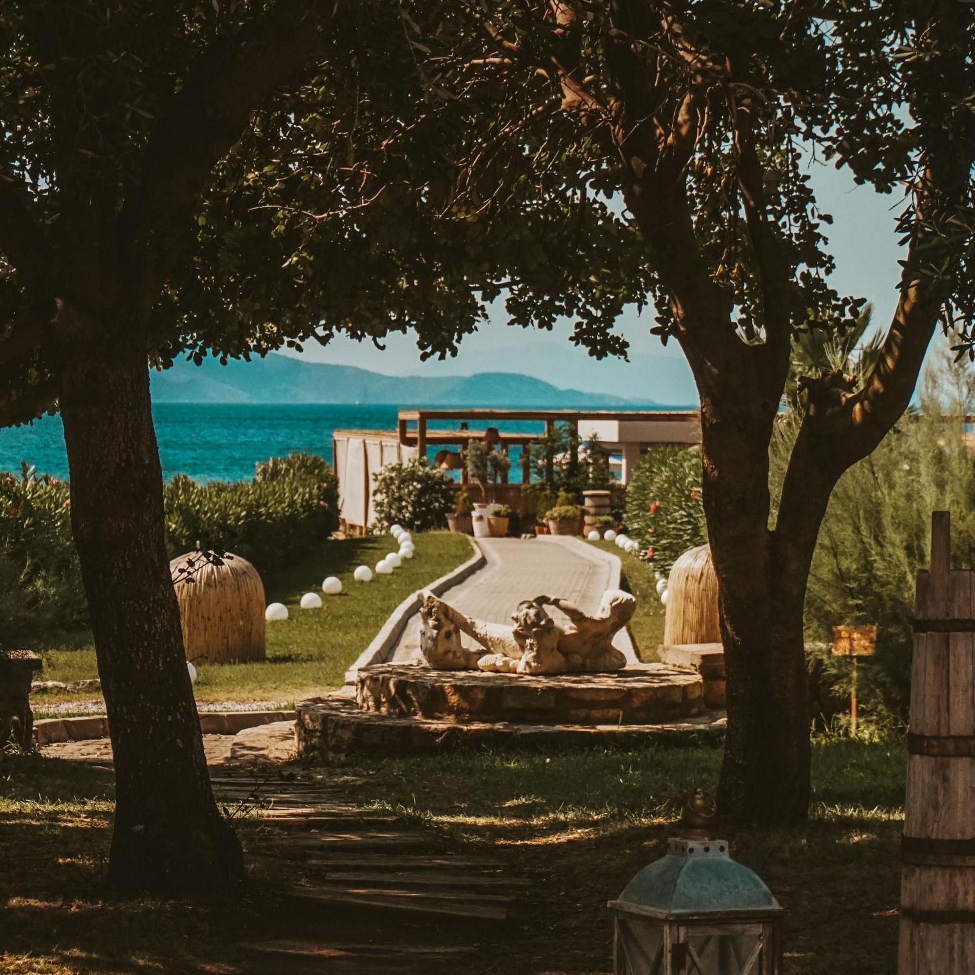Flow Datca Surf & Beach Hotel Екстериор снимка
